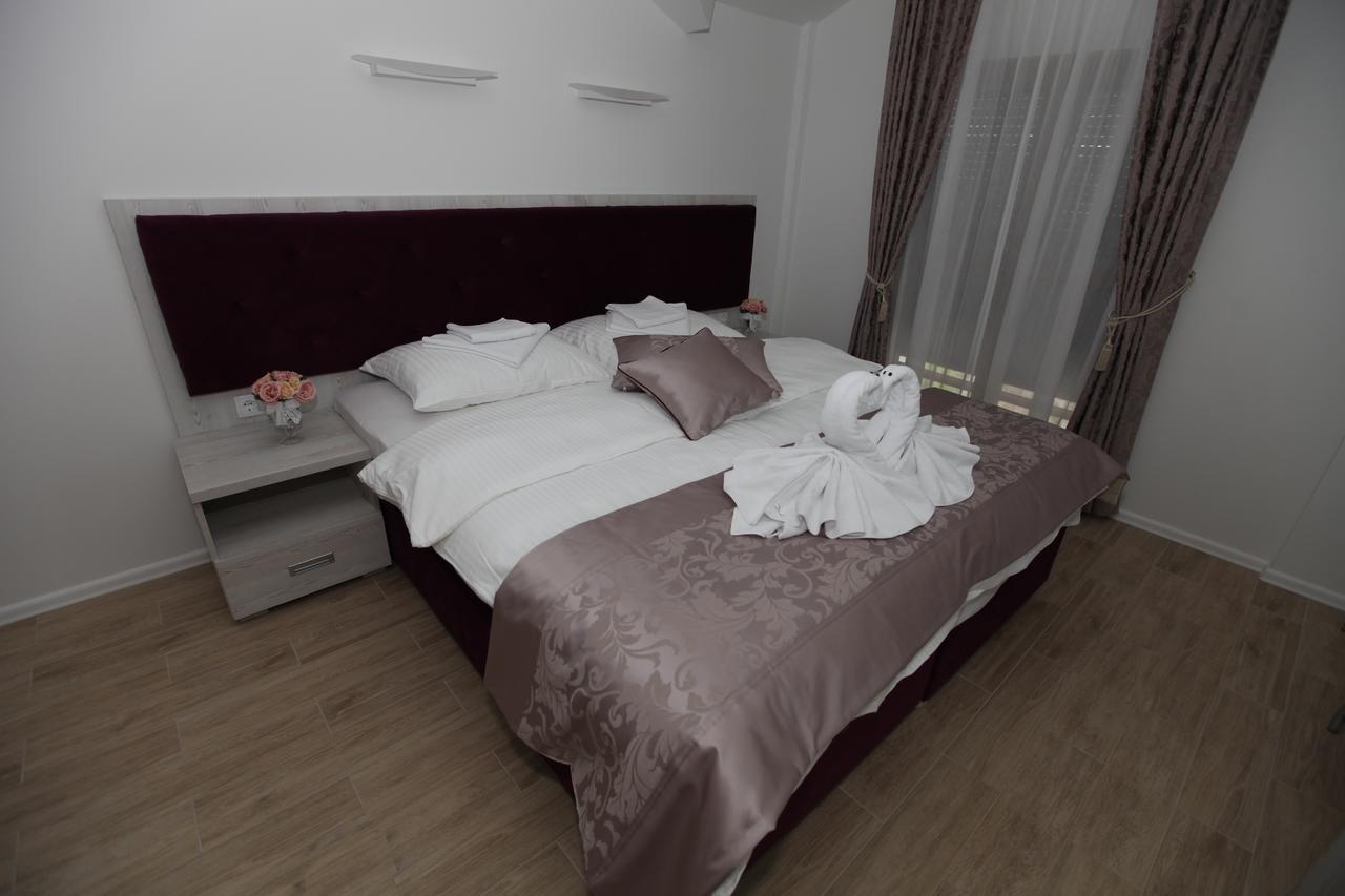 Apis Hotel Trebinje Exterior foto