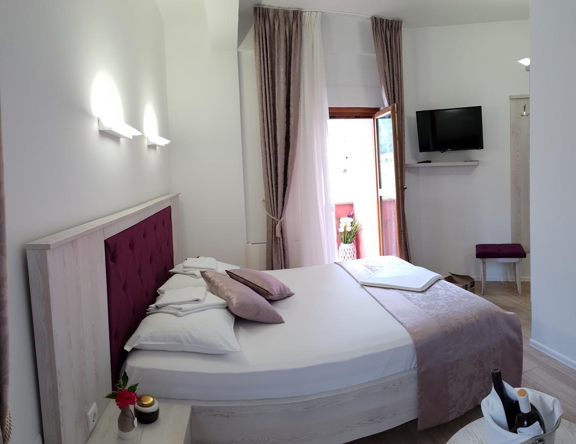 Apis Hotel Trebinje Exterior foto