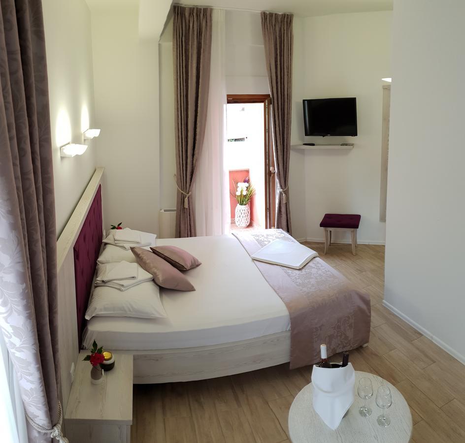 Apis Hotel Trebinje Exterior foto