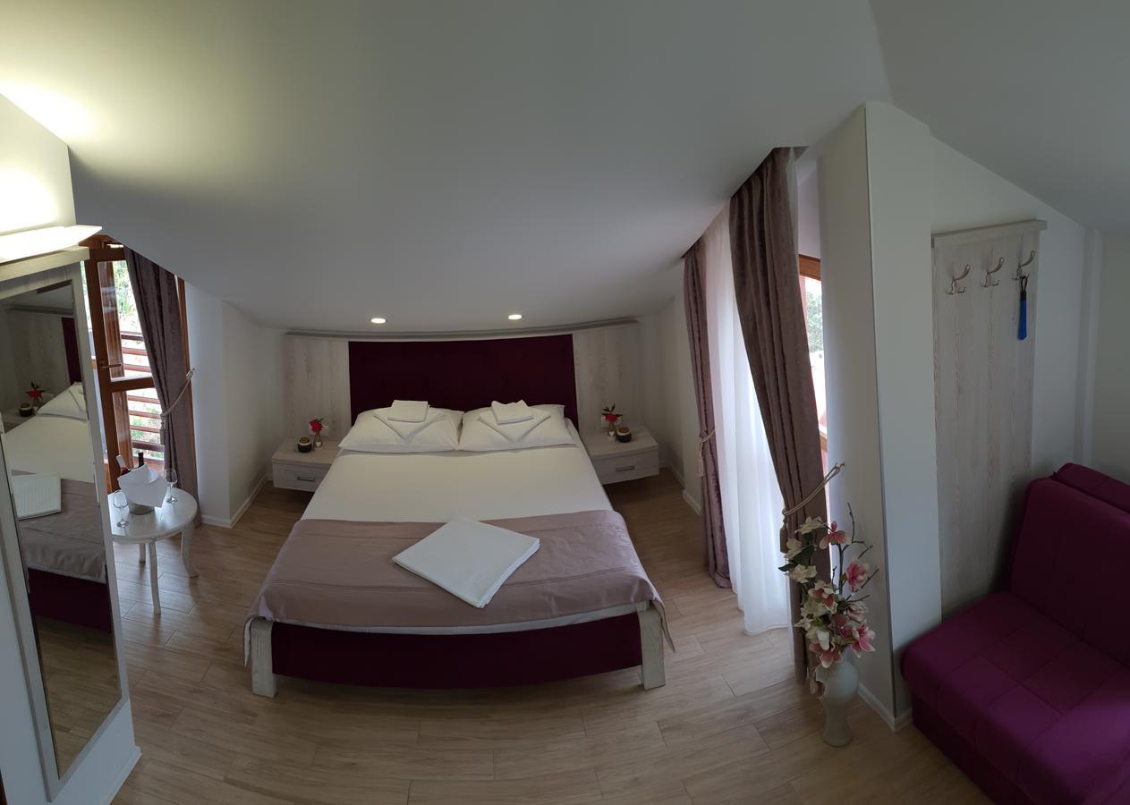 Apis Hotel Trebinje Exterior foto